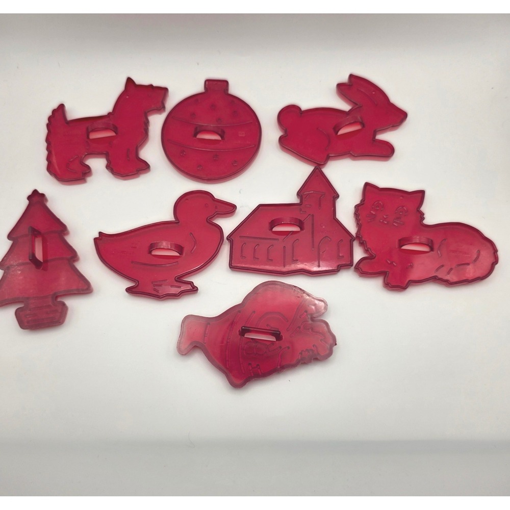 Vintage Hallmark Red Plastic Cookie Cutters Set of 8 Christmas Holiday Animals